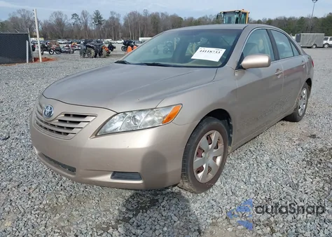 2007 Toyota Camry Le z USA, uszkodzony, nr VIN 4T1BE46K37U144635